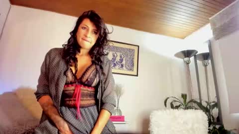  Maria online show from October 2025 12:15:02 PM