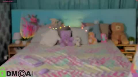 Bella online show from November 2025 12:35:02 AM