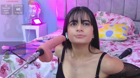 Bella online show from January 2025 10:01:01 AM