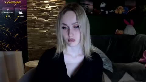 bella_villen online show from February 2026 12:39:02 PM