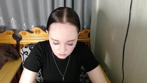 Snapshot of bellaabey chatting on September 2025 01:57:02 PM Bella online show from September 2025 01:57:02 PM