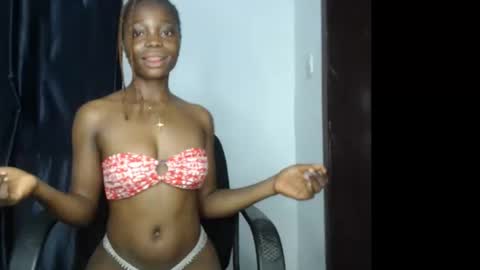 Snapshot of bellababy6 chatting on September 2025 05:28:01 PM bella online show from September 2025 05:28:01 PM