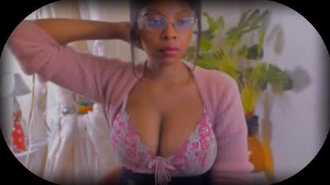 Bellah Blakes-Sarah Scrumptious Lee online show from September 2025 09:09:02 PM