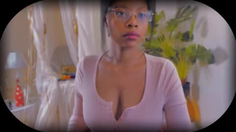 Bellah Blakes-Sarah Scrumptious Lee online show from November 2025 10:15:01 AM