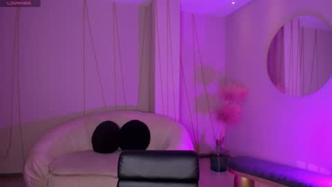  Bella C  online show from February 2025 11:49:02 AM