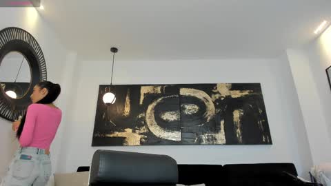  Bella C  online show from March 2025 12:33:02 PM