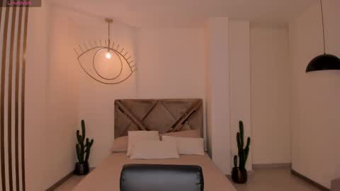  Bella C  online show from April 2026 07:20:02 PM