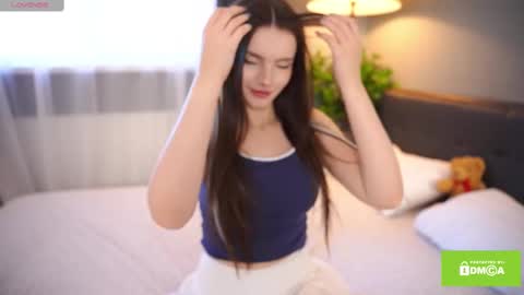 Snapshot of bellacle chatting on February 2025 11:06:02 AM Bella I took a vacation and Ill be back on December 18th So dont lose me To keep in touch I have a TG - you can find below online show from February 2025 11:06:02 AM