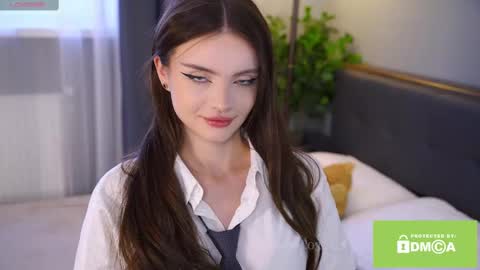 Snapshot of bellacle chatting on March 2025 07:25:02 AM Bella I took a vacation and Ill be back on December 18th So dont lose me To keep in touch I have a TG - you can find below online show from March 2025 07:25:02 AM
