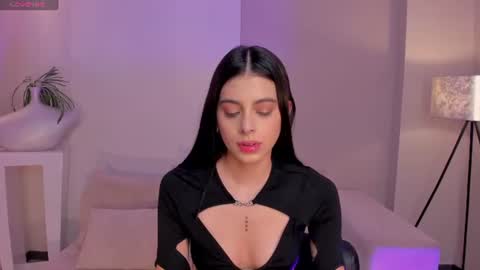 Snapshot of bellaconnor_ chatting on July 2026 04:18:02 AM Bella online show from July 2026 04:18:02 AM
