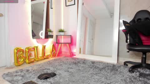 belladuboiss_ online show from January 2025 03:22:02 PM
