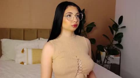 Snapshot of bellahere chatting on June 2026 06:49:02 AM Diana online show from June 2026 06:49:02 AM