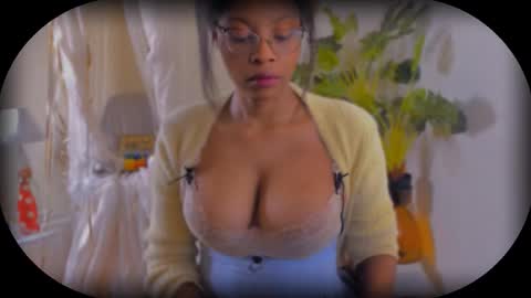 Snapshot of bellahproudly chatting on October 2025 04:13:02 AM Bellah online show from October 2025 04:13:02 AM