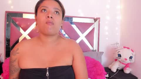 Snapshot of bellalumi chatting on June 2026 05:10:01 AM bellalumi online show from June 2026 05:10:01 AM