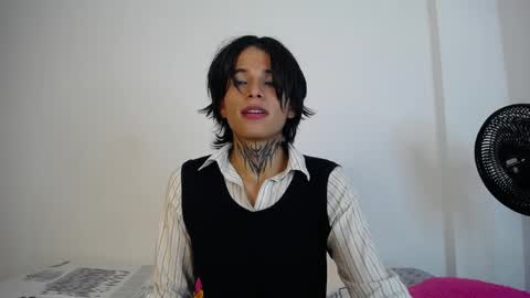 bellamy0955 online show from April 2026 10:36:01 PM