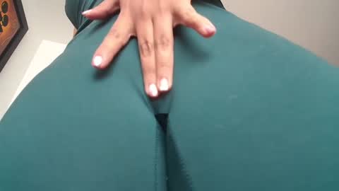 Camille  online show from January 2025 07:32:01 PM