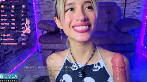 Snapshot of bellaodisea chatting on April 2026 02:38:02 AM online show from April 2026 02:38:02 AM