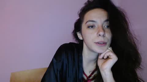 Snapshot of bellaqueen0701 chatting on February 2025 10:31:01 PM bellaqueen0701 online show from February 2025 10:31:01 PM