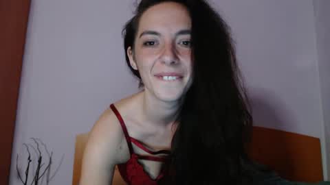 Snapshot of bellaqueen0701 chatting on February 2025 01:36:02 AM bellaqueen0701 online show from February 2025 01:36:02 AM