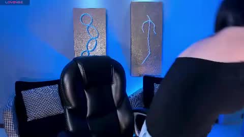 B E L L A  online show from June 2026 12:03:02 PM