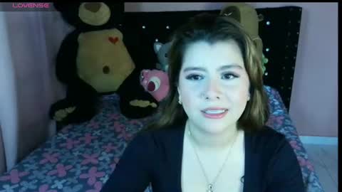 Snapshot of bellatrix_colen chatting on June 2026 07:35:02 PM Aleja online show from June 2026 07:35:02 PM