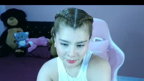 Snapshot of bellatrix_colen chatting on June 2026 09:58:01 PM Aleja online show from June 2026 09:58:01 PM