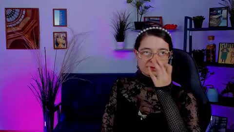 Bella. Ntmu online show from January 2025 11:13:01 PM