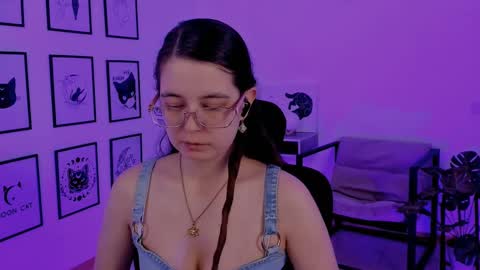 Bella. Ntmu online show from February 2025 07:49:01 PM