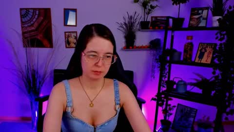 Bella. Ntmu online show from February 2025 11:04:02 PM