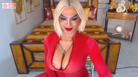 Snapshot of bellatrixxhuckerts chatting on January 2025 12:48:02 AM B E L L A T R I X online show from January 2025 12:48:02 AM