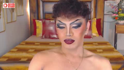 Snapshot of bellatrixxhuckerts chatting on February 2025 01:27:01 AM B E L L A T R I X online show from February 2025 01:27:01 AM