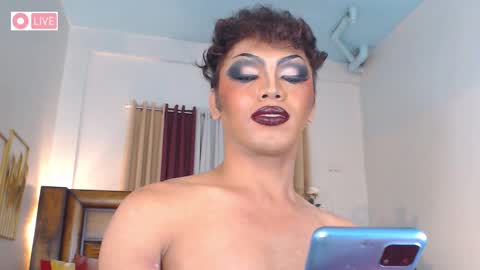 Snapshot of bellatrixxhuckerts chatting on February 2025 07:34:01 AM B E L L A T R I X online show from February 2025 07:34:01 AM