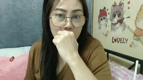 Bella online show from February 2025 11:42:01 AM