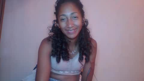 Snapshot of belle_annah chatting on May 2026 05:35:01 AM belle_annah online show from May 2026 05:35:01 AM