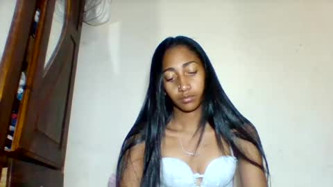 Snapshot of belle_annah chatting on July 2026 02:08:02 PM belle_annah online show from July 2026 02:08:02 PM