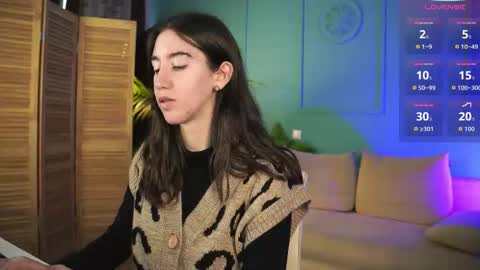 Bella online show from October 2025 01:11:02 PM