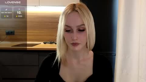 Snapshot of belle_vill chatting on May 2026 11:40:02 AM Belle online show from May 2026 11:40:02 AM