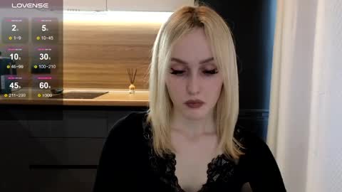 Snapshot of belle_vill chatting on June 2026 11:24:02 AM Belle online show from June 2026 11:24:02 AM