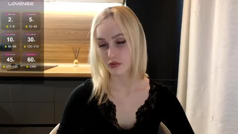 Snapshot of belle_vill chatting on June 2026 01:28:02 PM Belle online show from June 2026 01:28:02 PM