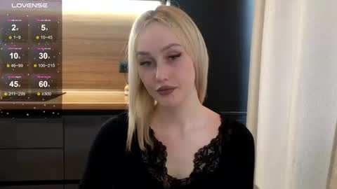 Snapshot of belle_vill chatting on June 2026 11:31:01 AM Belle online show from June 2026 11:31:01 AM