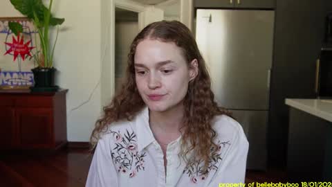 Snapshot of bellebabyboo chatting on January 2025 08:20:02 AM BELLE online show from January 2025 08:20:02 AM