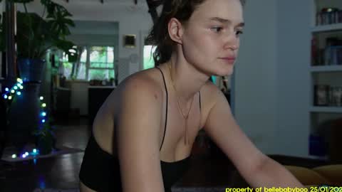 Snapshot of bellebabyboo chatting on January 2025 10:12:02 AM BELLE online show from January 2025 10:12:02 AM