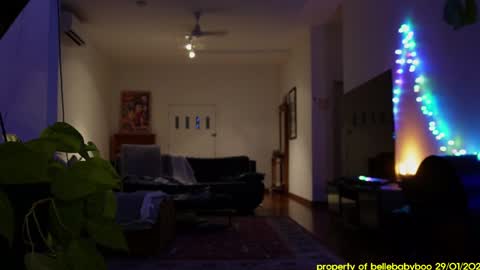 Snapshot of bellebabyboo chatting on January 2025 11:30:02 AM BELLE online show from January 2025 11:30:02 AM