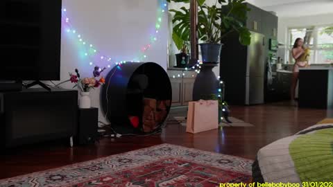 Snapshot of bellebabyboo chatting on January 2025 07:18:02 AM BELLE online show from January 2025 07:18:02 AM