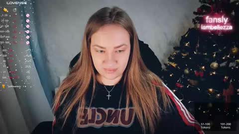 Your Annabelle Wolf  online show from December 2025 10:29:01 PM