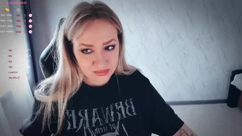 Snapshot of bellezza_ chatting on May 2026 11:06:01 AM Your Annabelle Wolf online show from May 2026 11:06:01 AM