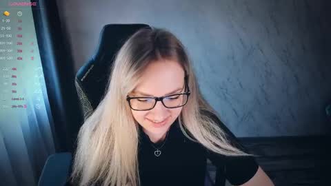 Snapshot of bellezza_ chatting on June 2026 04:20:02 PM Your Annabelle Wolf online show from June 2026 04:20:02 PM