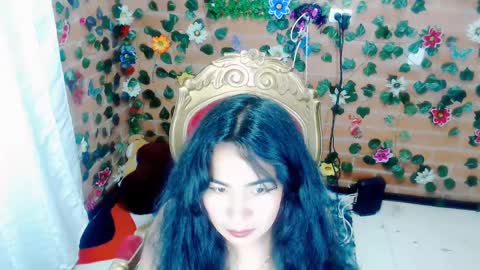 Snapshot of belly_silky chatting on January 2025 03:48:02 AM Belly online show from January 2025 03:48:02 AM