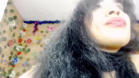 Snapshot of belly_silky chatting on January 2025 06:53:02 AM Belly online show from January 2025 06:53:02 AM