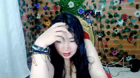 Snapshot of belly_silky chatting on January 2025 05:26:02 AM Belly online show from January 2025 05:26:02 AM